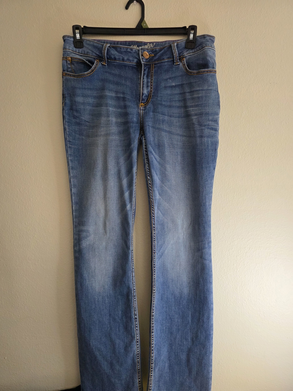 Classic Women's Light Blue Denim Jeans